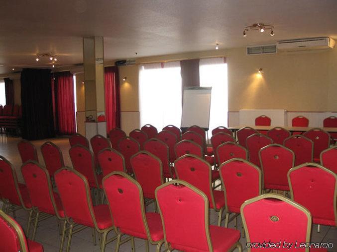 Hotel Sénia Orly Facilidades foto