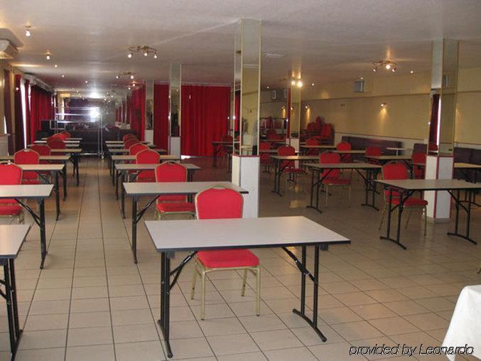 Hotel Sénia Orly Facilidades foto